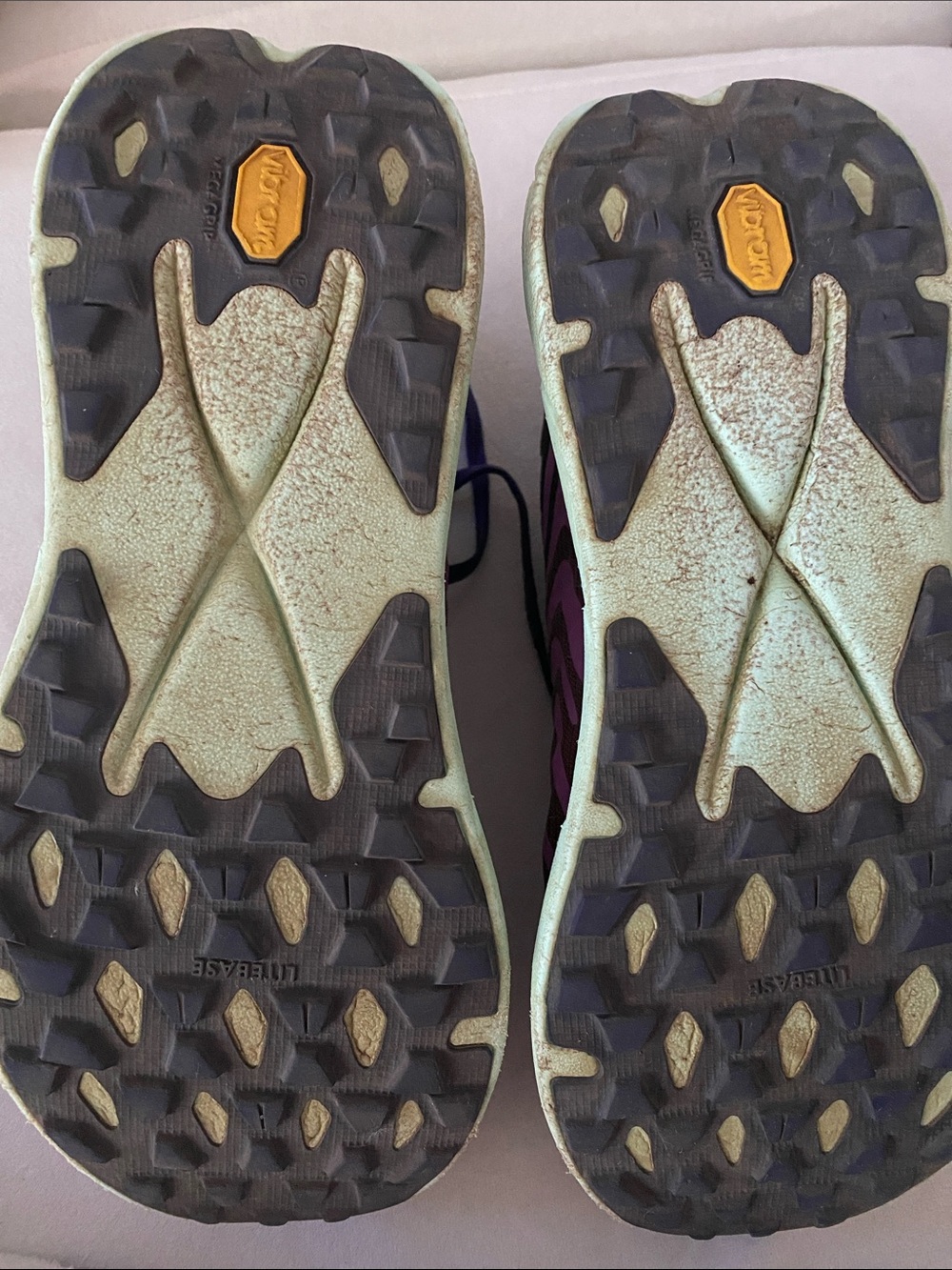 Women’s HOKA Tecton X2 size 8 - Picture 2 of 8